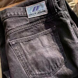 Mens DKNY jeans  size 36x30 color black